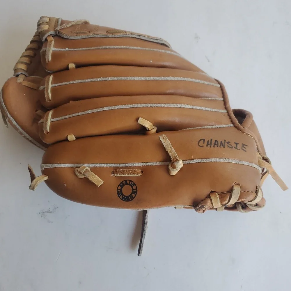 RAWLINGS RBG-135 RICKY HENDERSON Youth Baseball Mitt Glove 11 Inch RHT